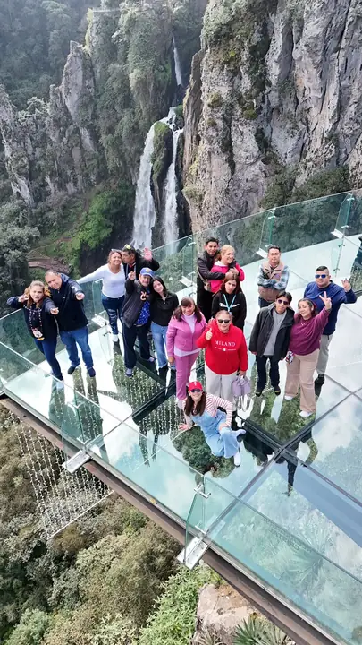 Grupo en el Mirador de Cristal de Las Brizas