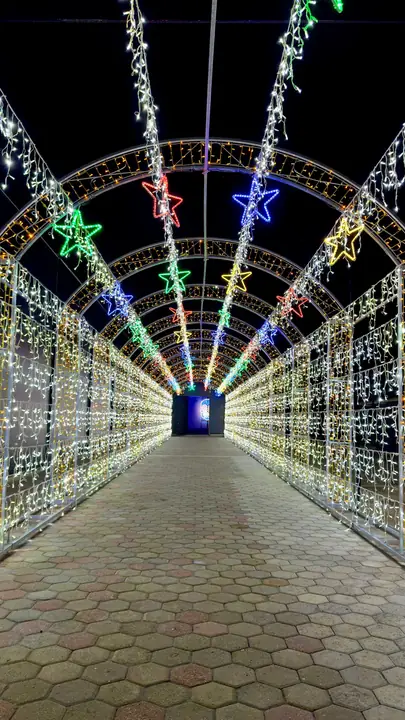 Túnel de luces en Villa Iluminada